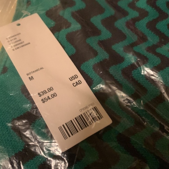 UO Tallulah Notched Sweater Skirt new with tags sold out size M - Picture 5 of 6